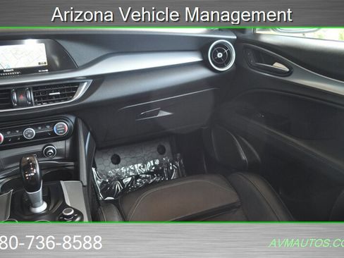 Used 2018 Alfa Romeo Stelvio Ti Sport image 33