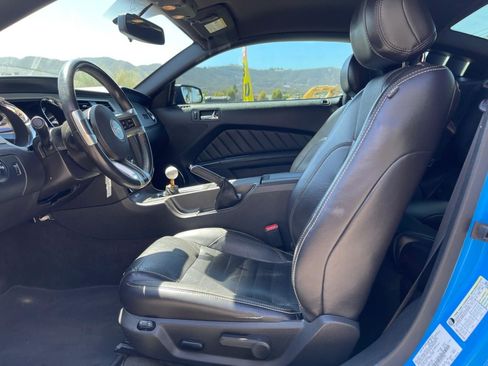 Used 2014 Ford Mustang GT Premium w/ GT Track Package RWD image 9