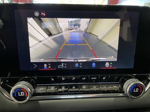 New 2026 GMC Canyon Elevation w/ Convenience Package image 18