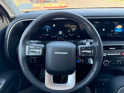 Used 2026 Hyundai Palisade SEL FWD image 9