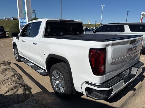 Used 2022 GMC Sierra 1500 Denali image 7