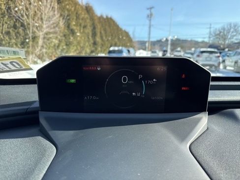 New 2026 Subaru Solterra Limited image 25