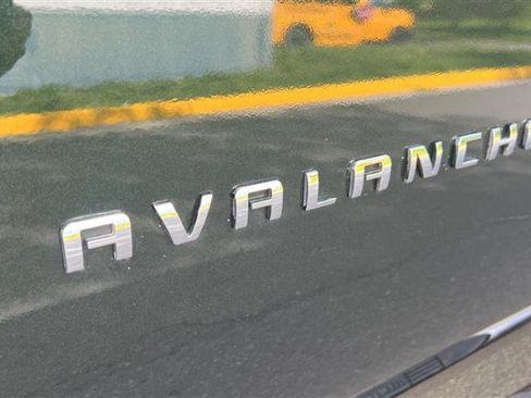 Used 2013 Chevrolet Avalanche LT RWD image 26