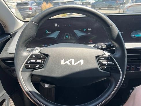 Used 2022 Kia EV6 Wind AWD/4WD image 7