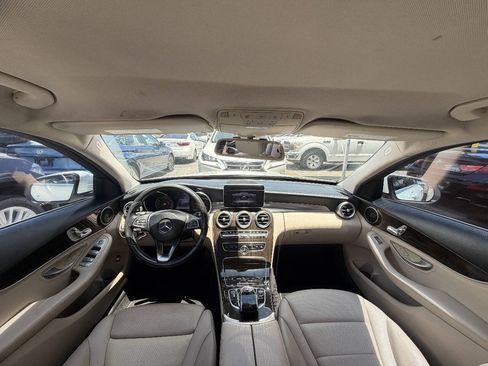 Used 2015 Mercedes-Benz C 300 Sedan image 17