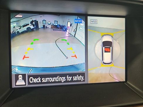 Used 2019 Nissan Pathfinder Platinum AWD/4WD image 21