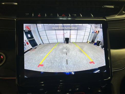 Used 2024 Jeep Grand Cherokee Overland image 29