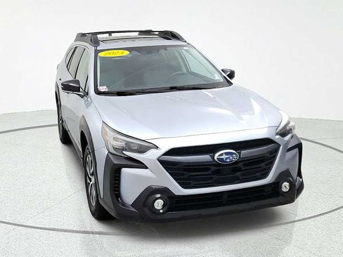 Certified 2023 Subaru Outback Premium AWD/4WD image 2