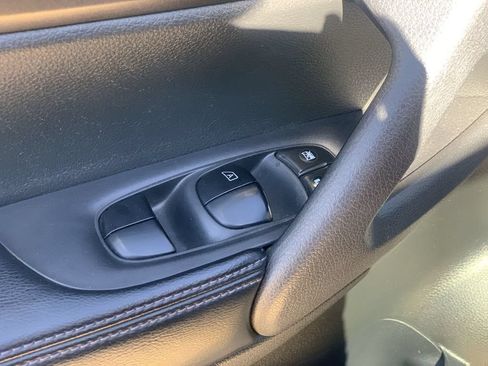 Used 2016 Nissan Rogue S w/ S Family Package FWD image 22