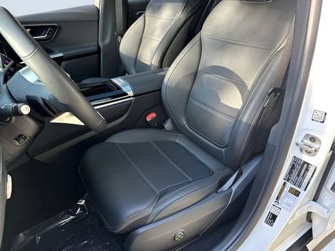Used 2026 Mercedes-Benz GLC 300 4MATIC image 10