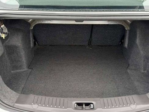 Used 2012 Ford Fiesta SE w/ Winter Pkg image 23