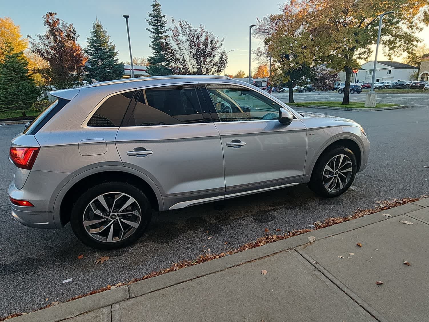 Used 2023 Audi Q5 2.0T Premium Plus AWD/4WD image 27