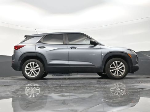 Used 2021 Chevrolet TrailBlazer LS FWD image 25