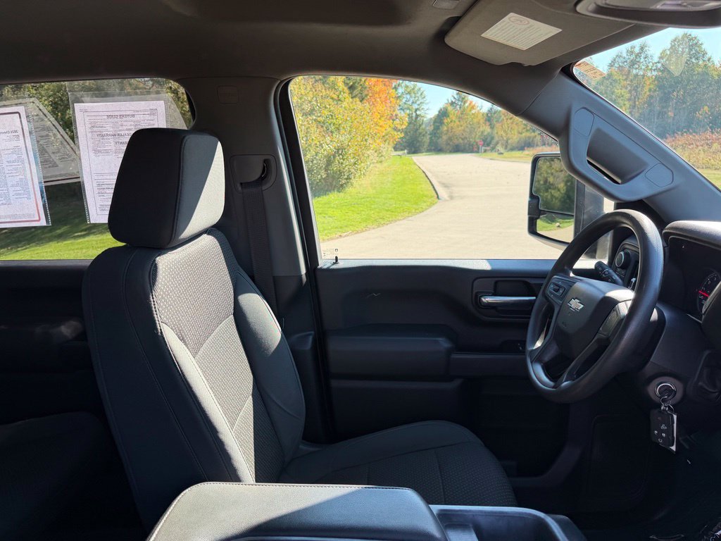 Used 2021 Chevrolet Silverado 2500 Custom w/ Custom Value Package AWD/4WD image 28