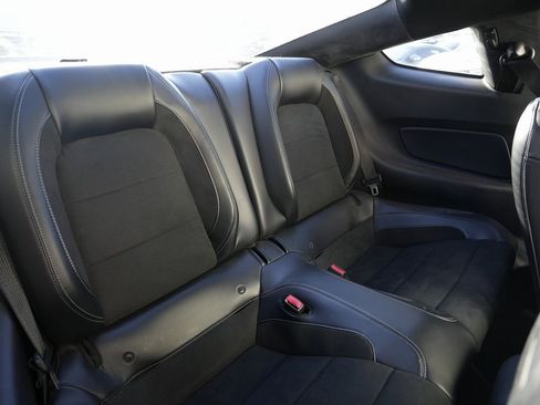 Used 2017 Ford Mustang Shelby GT350 image 41