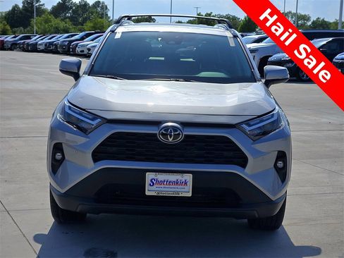 Used 2024 Toyota RAV4 XLE Premium image 8
