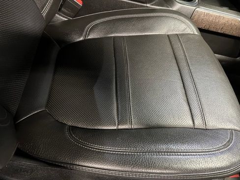 Used 2022 GMC Sierra 3500 Denali image 26