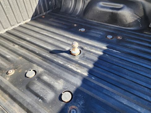 Used 2013 Ford F250 Lariat w/ Chrome Pkg image 14