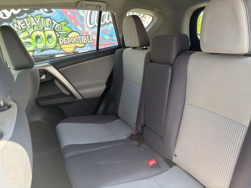 Used 2015 Toyota RAV4 XLE AWD/4WD image 19