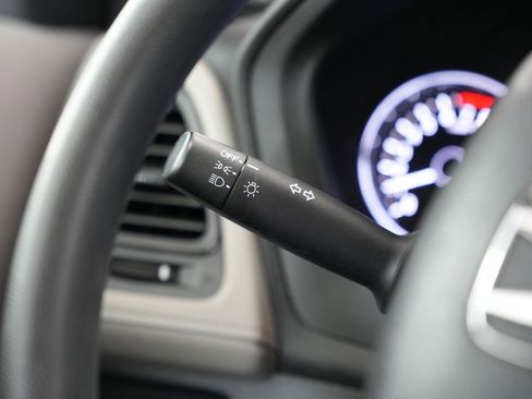 Used 2018 Honda HR-V LX image 16