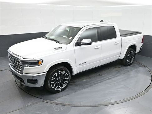 Used 2025 RAM 1500 Limited image 32