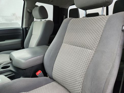 Used 2011 Toyota Tundra 4x4 Double Cab w/ SR5 Pkg image 24