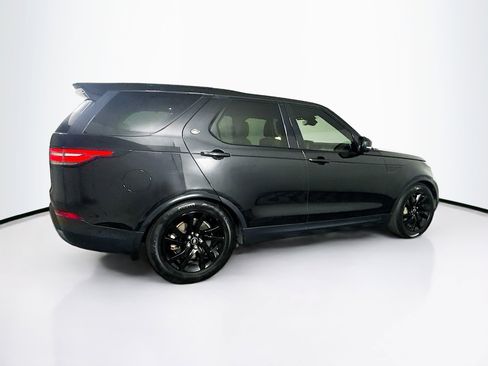 Used 2019 Land Rover Discovery HSE image 10