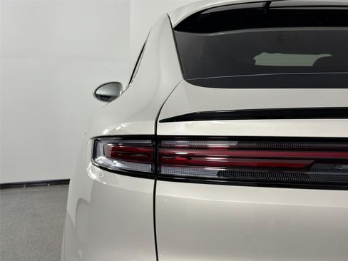 Certified 2026 Porsche Cayenne Coupe AWD/4WD image 16