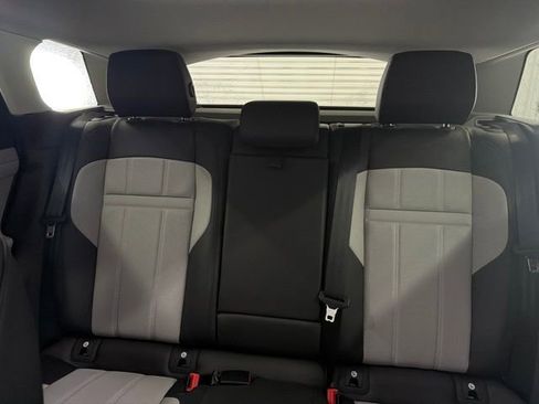 Used 2023 Land Rover Range Rover Evoque R-Dynamic S AWD/4WD image 12