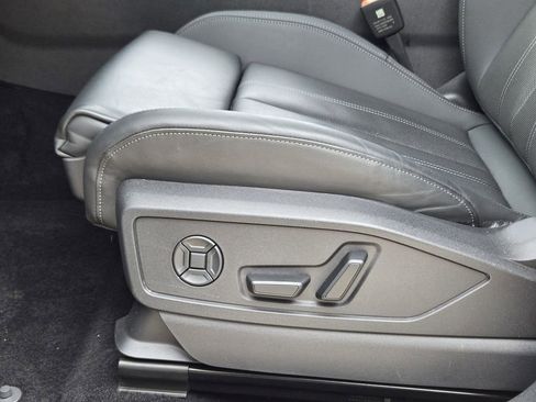 Certified 2025 Audi Q5 Premium Plus w/ Premium Plus image 31