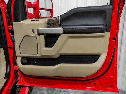 Used 2018 Ford F250 Lariat w/ Lariat Ultimate Package image 46