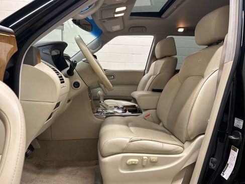 Used 2013 INFINITI QX56 4WD w/ Theater Pkg image 7