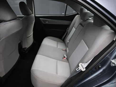 Used 2016 Toyota Corolla LE image 20