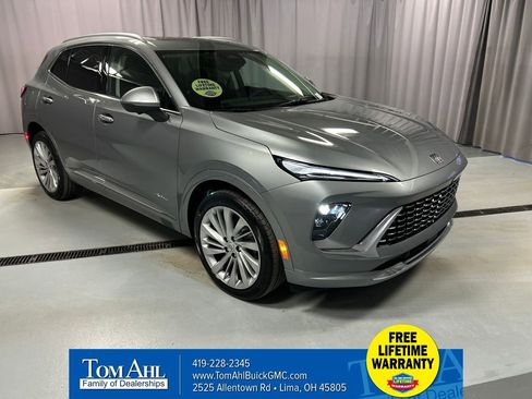 New 2026 Buick Envision Avenir image 1