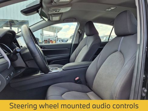 Used 2021 Toyota Camry LE FWD image 15