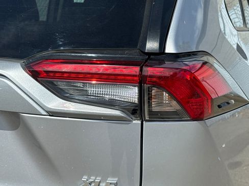 Used 2023 Toyota RAV4 XLE AWD/4WD image 21