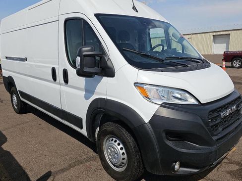 Used 2024 RAM ProMaster 2500 w/ Convenience Group image 1