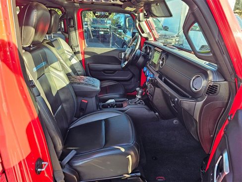 Used 2022 Jeep Wrangler Unlimited Rubicon 4xe w/ Dual Top Group image 10