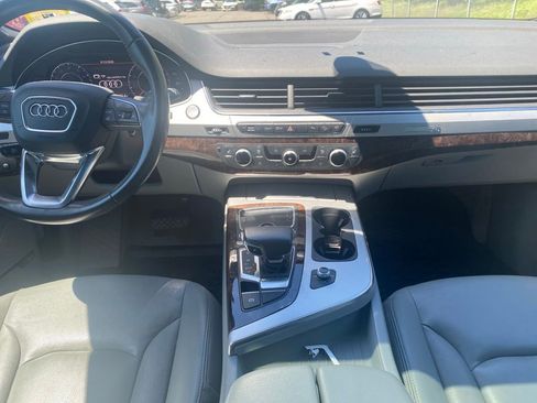 Used 2019 Audi Q7 2.0T Premium Plus w/ Premium Plus Package AWD/4WD image 6