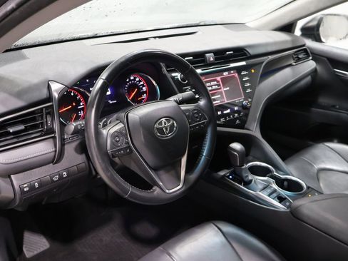 Used 2019 Toyota Camry XSE image 15