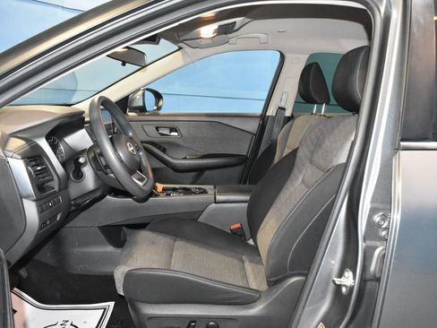 Certified 2023 Nissan Rogue SV image 6