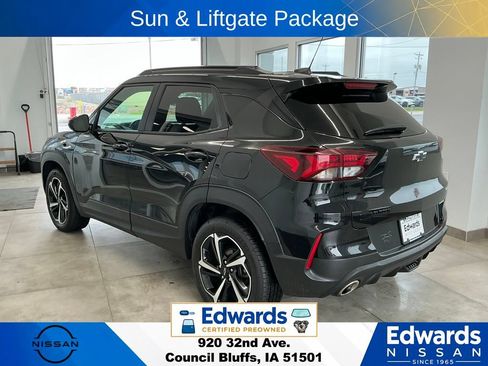 Used 2023 Chevrolet TrailBlazer RS w/ Sun and Liftgate Package AWD/4WD image 6