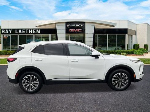 Used 2026 Buick Envision Preferred AWD/4WD image 5
