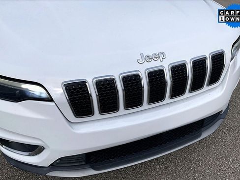 Used 2019 Jeep Cherokee Limited image 27