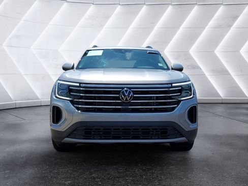 Used 2026 Volkswagen Atlas SE AWD/4WD image 2
