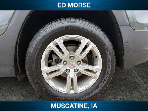 Used 2020 GMC Terrain SLE w/ Driver Convenience Package image 10