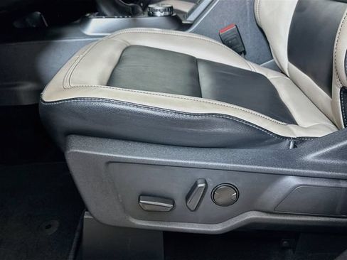 Used 2023 Ford Bronco Wildtrak AWD/4WD image 25