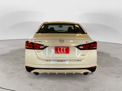 Certified 2023 Nissan Altima 2.5 SV w/ SV Premium Package image 4