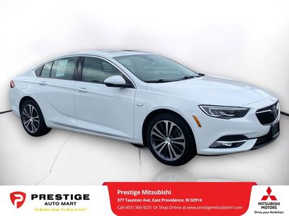 Used 2019 Buick Regal Essence w/ Driver Confidence Package I