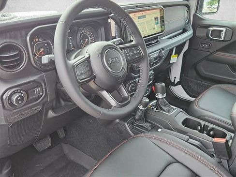 New 2026 Jeep Gladiator Mojave AWD/4WD image 3